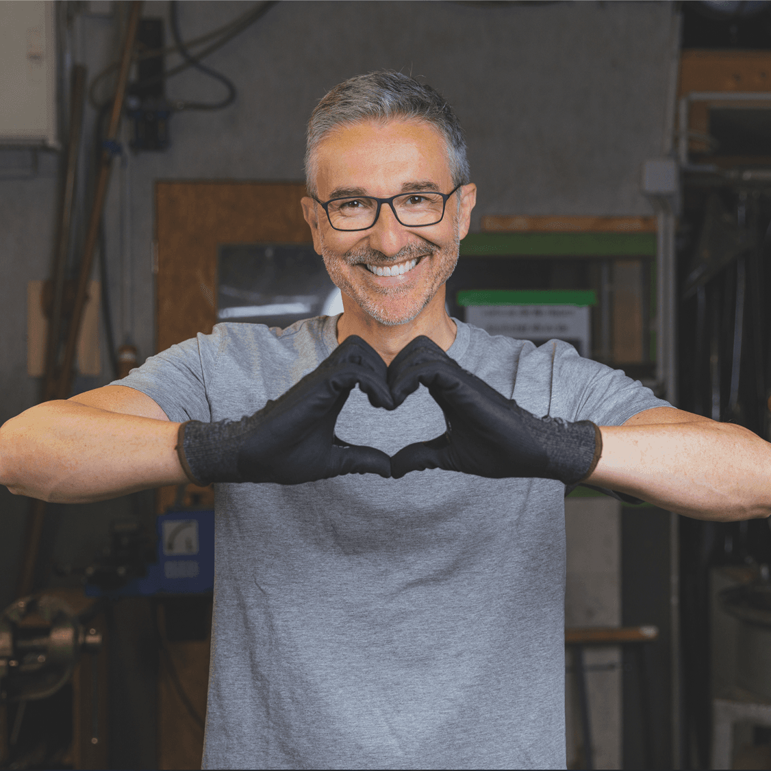 Rękawice ochronne W+R dla przemysłu i firm